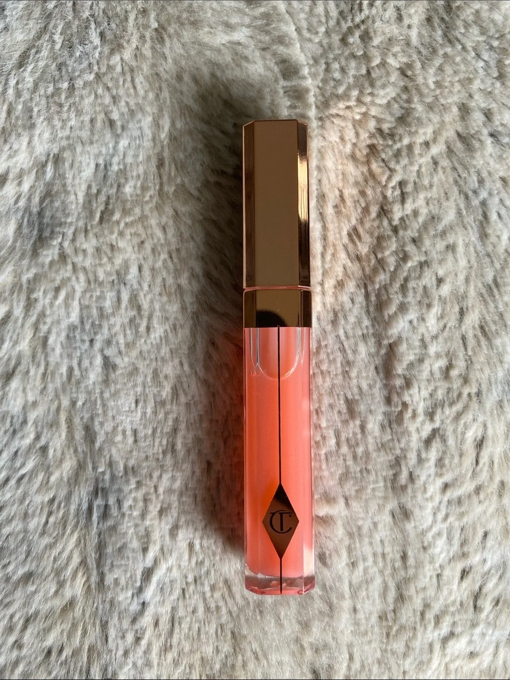 NWOB Charlotte Tilbury Hall of Fame Lip Gloss